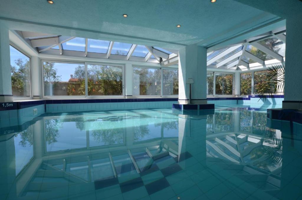 Apartments Ana Wellness L 罗维尼 外观 照片