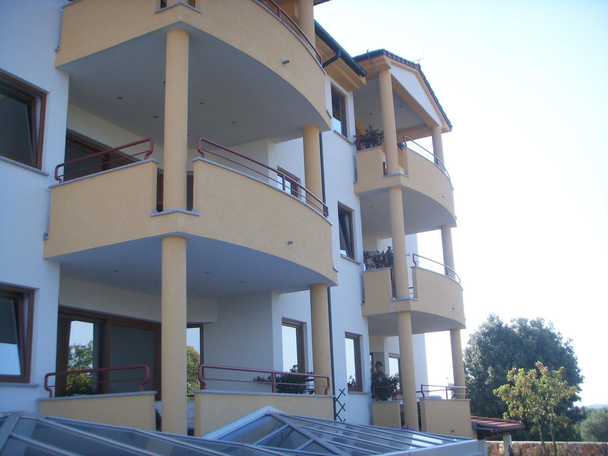 Apartments Ana Wellness L 罗维尼 外观 照片