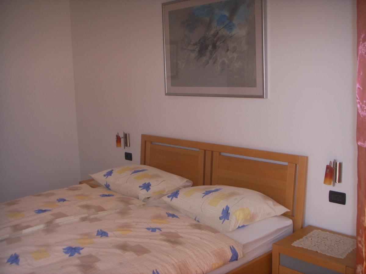 Apartments Ana Wellness L 罗维尼 外观 照片